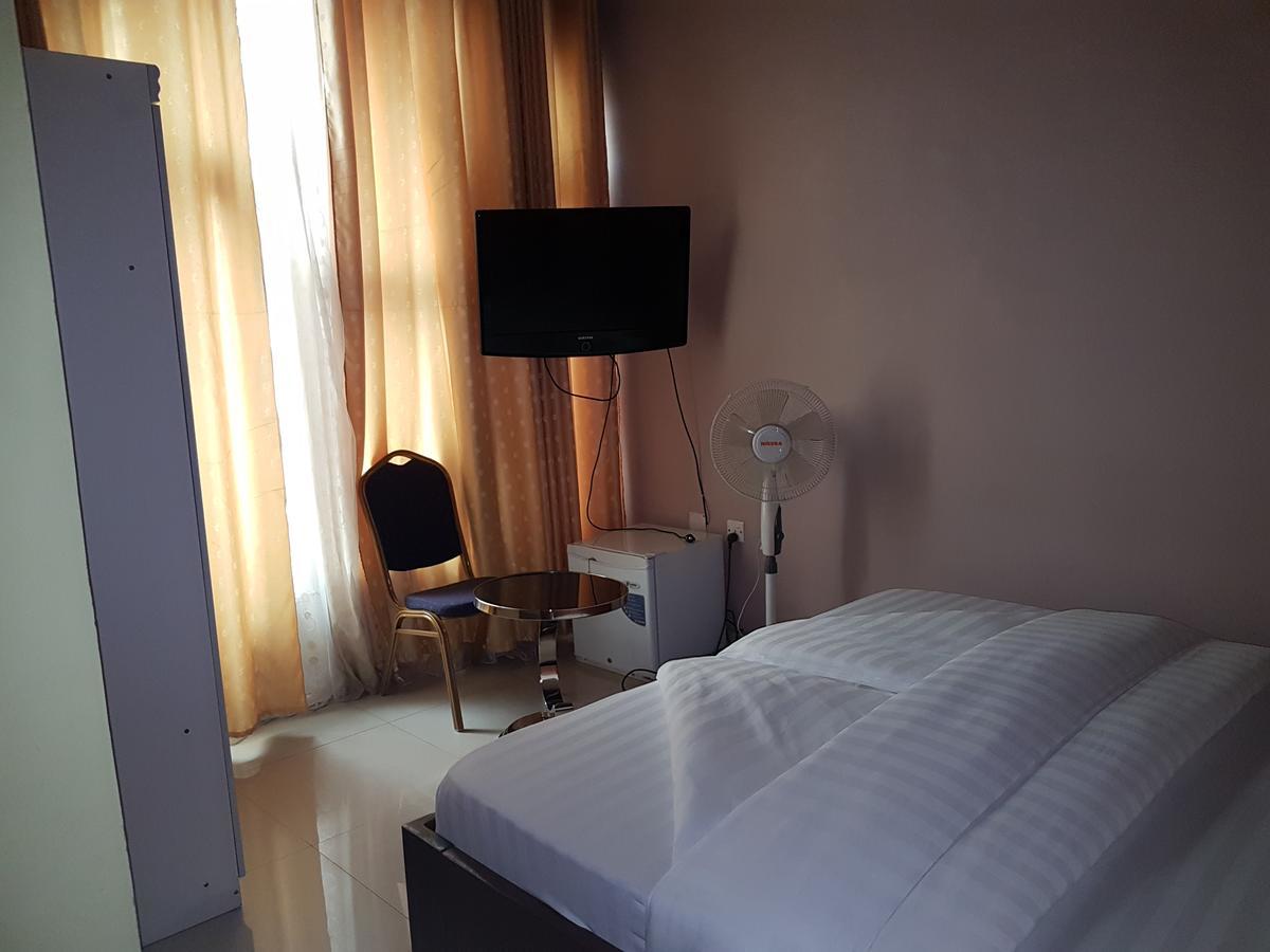 Hotel La Benediction Goma Eksteriør billede
